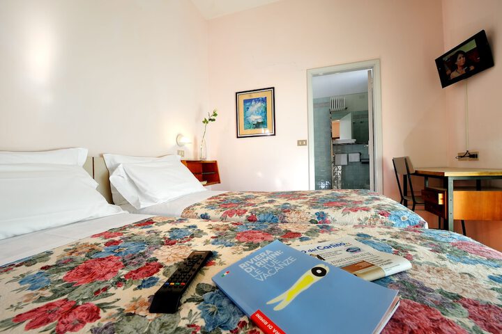Room 9 of 46