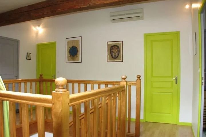 Room 15 of 26