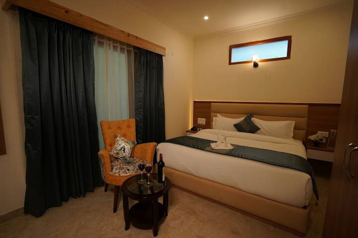 Room 10 of 68