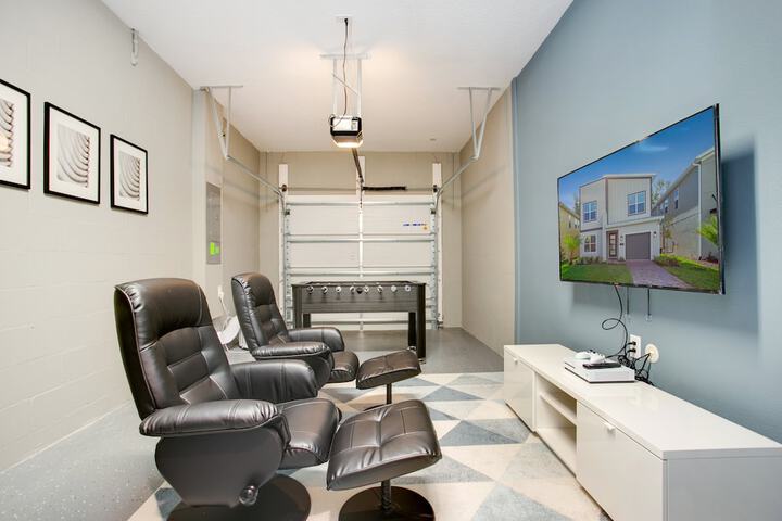 Room 3 of 63