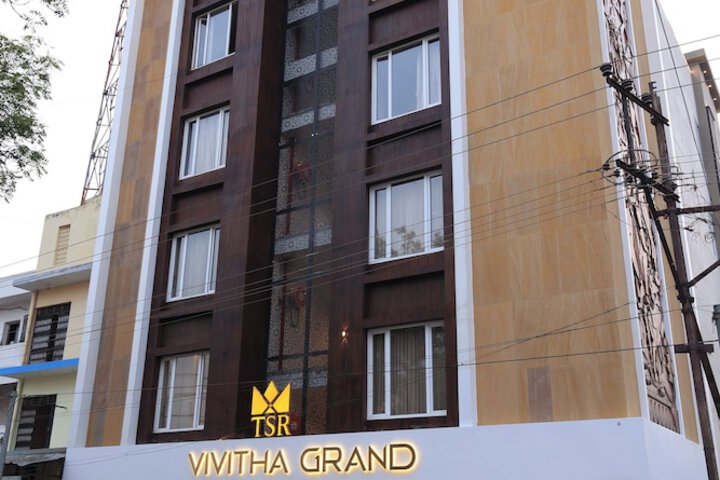 Hotel Exterior 20 of 22