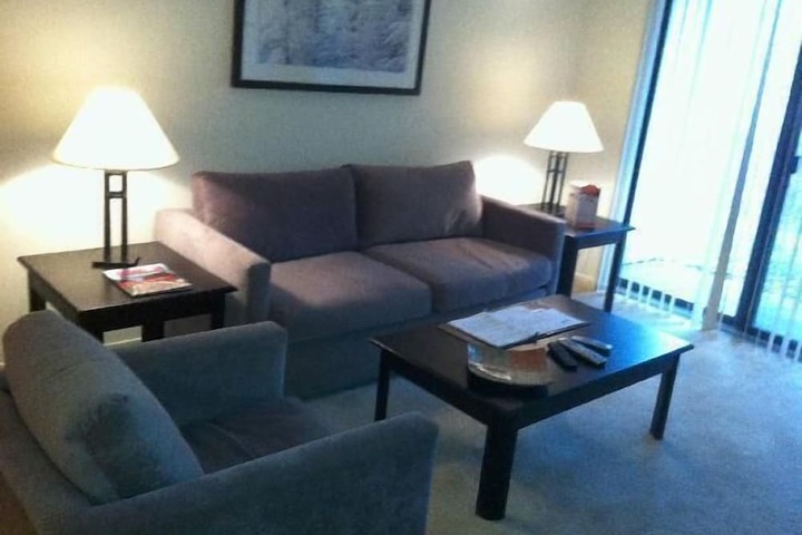 Room 11 of 23