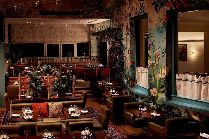 Dining 45 of 63
