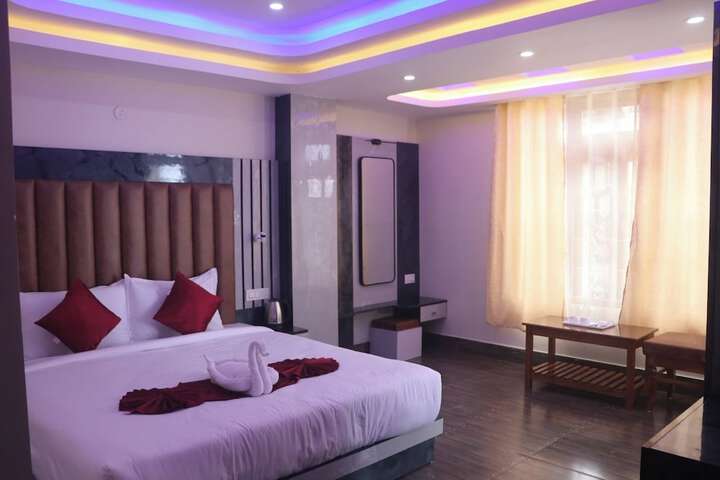Seven Streams Hotel