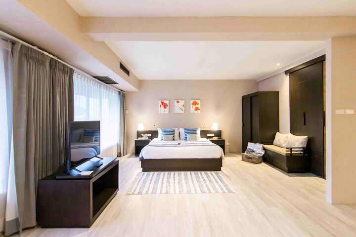 Room 13 of 53