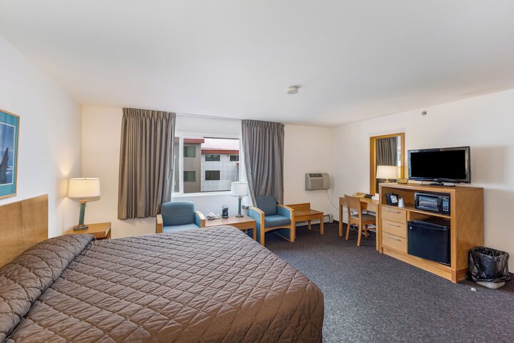 Room 32 of 127