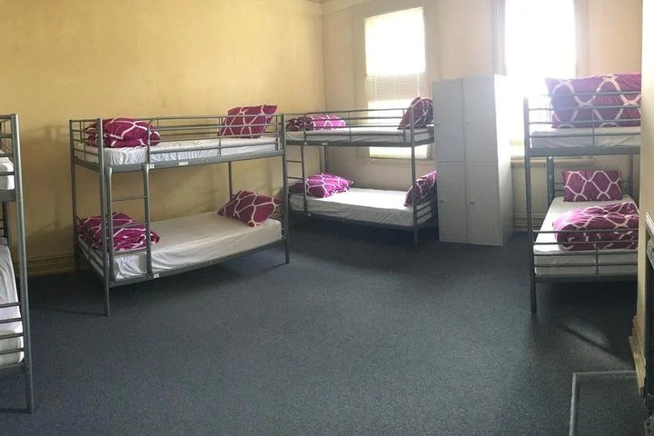 Room 3 of 17