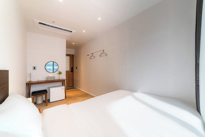 Room 34 of 130