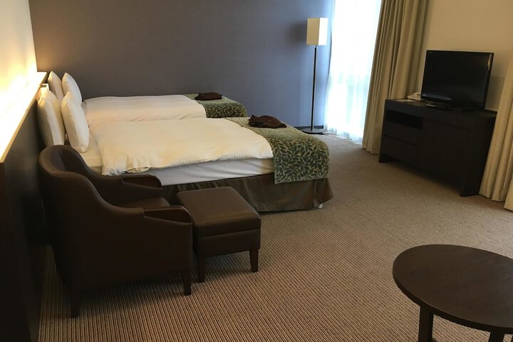 Room 20 of 100