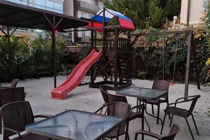 Hotel Exterior 59 of 64