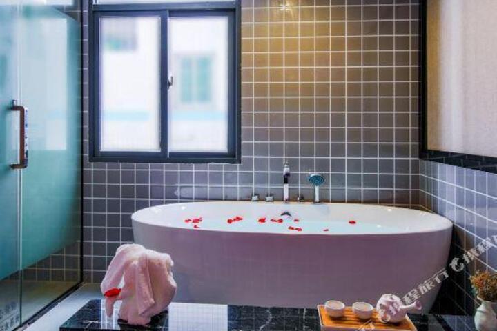 Ranz Hotel (Shenzhen Xili University Town)
