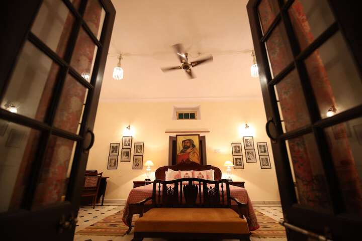 Room 19 of 60