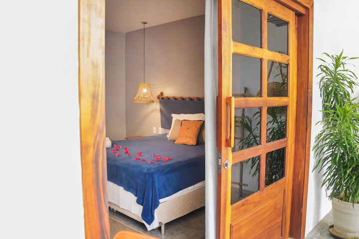 Room 4 of 10