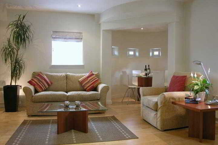 Room 10 of 10