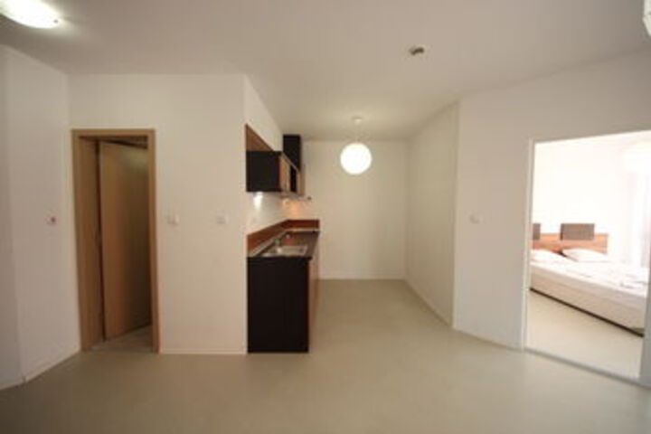 Room 75 of 153