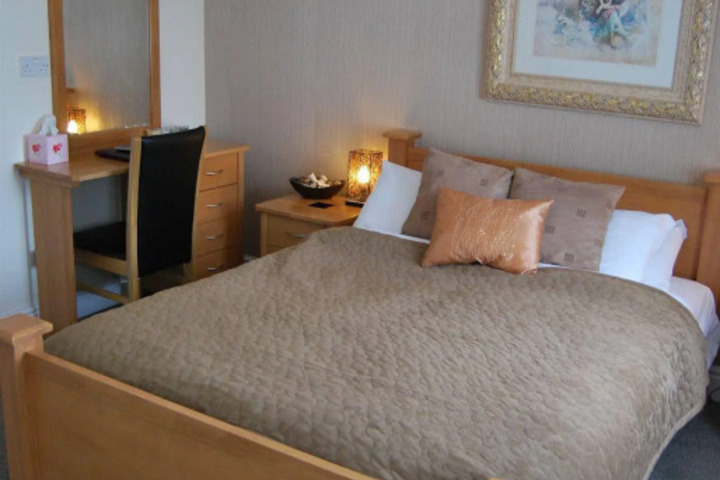 Photo 6