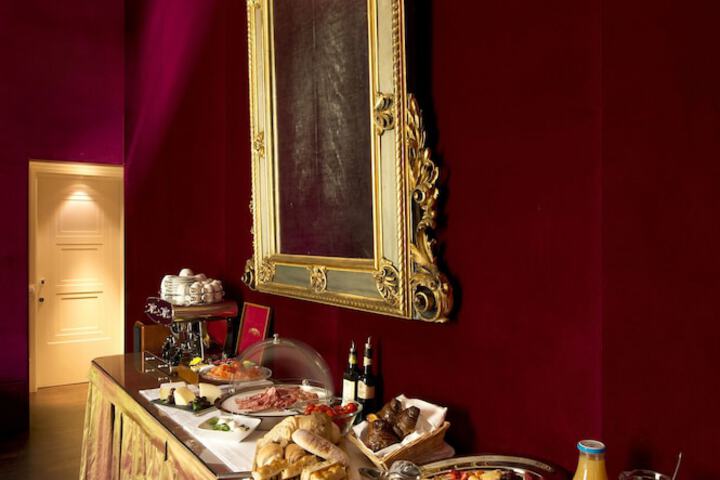 Breakfast/Coffee Service 16 of 23