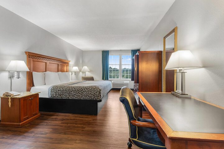 Room 21 of 46