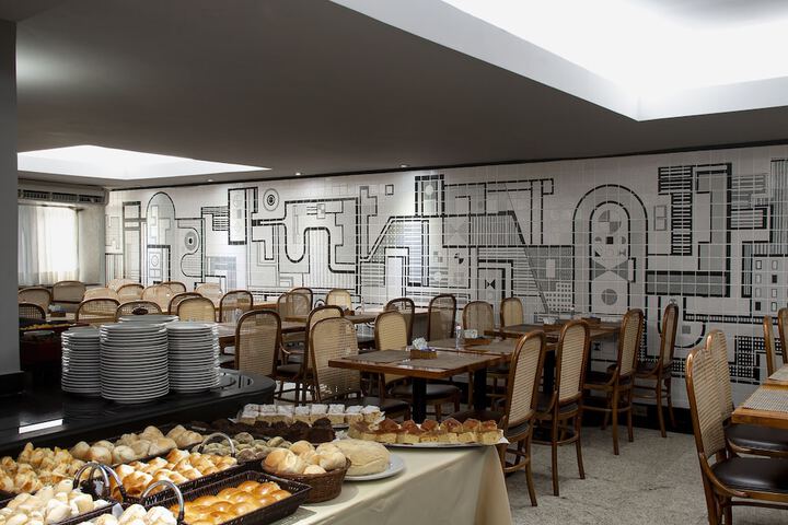 Dining 113 of 130