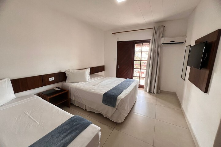 Room 10 of 49