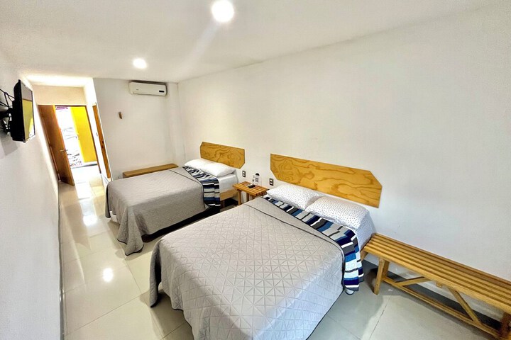 Room 7 of 14