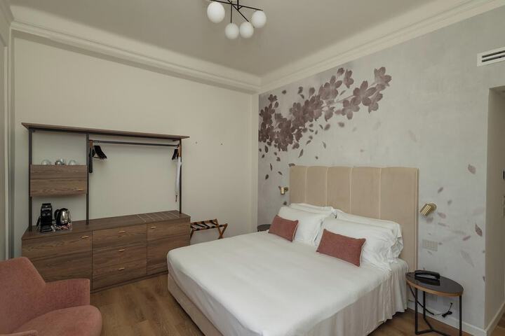 Room 20 of 118