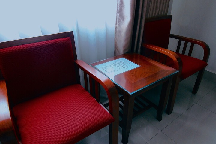 Room 7 of 32