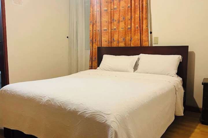 Room 16 of 39