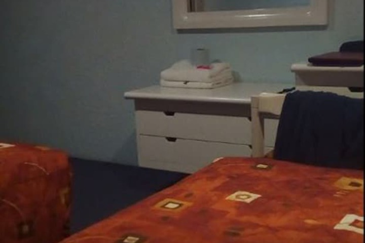 Room 9 of 21