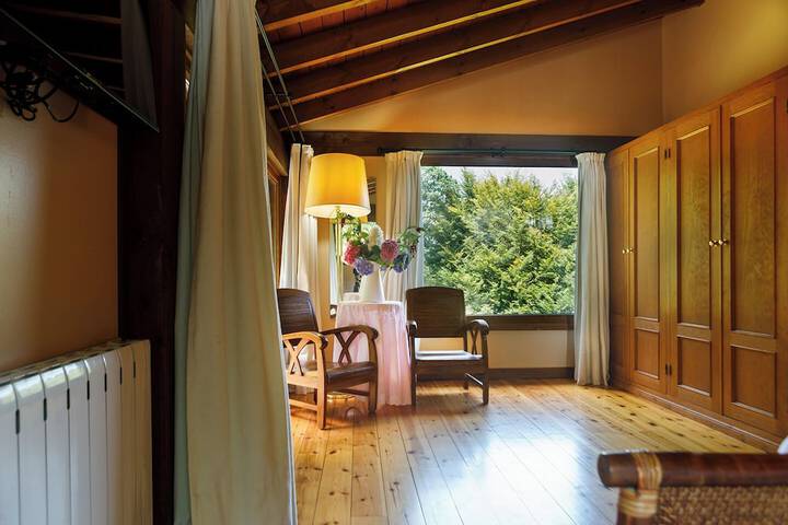 Room 4 of 69
