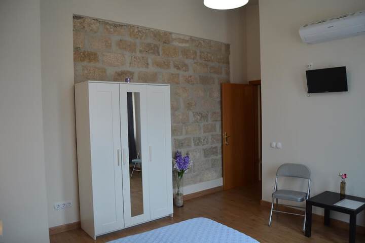 Room 15 of 38