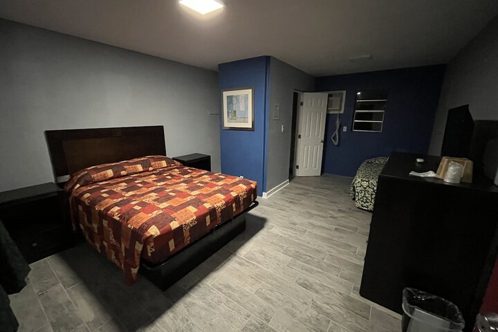 Room 18 of 31