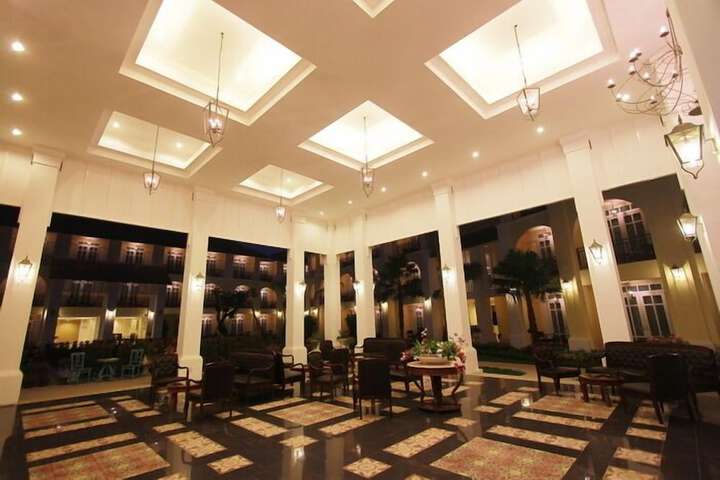 Hotel Interior 8 of 81