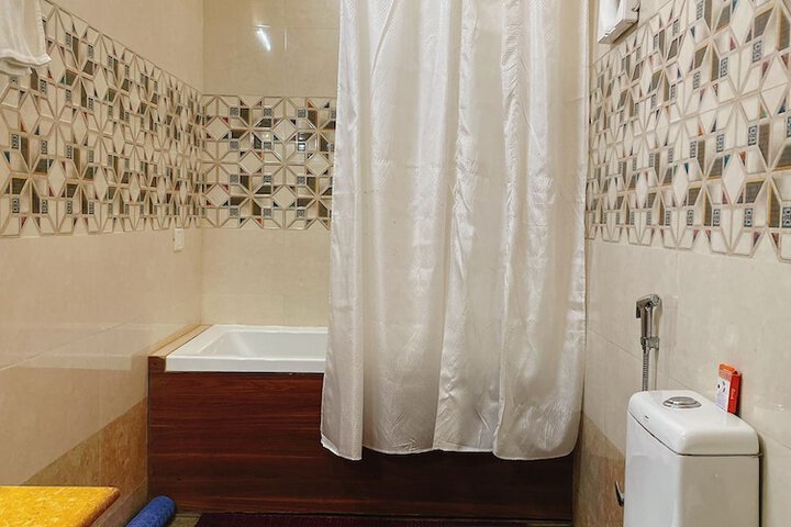 Room 26 of 47