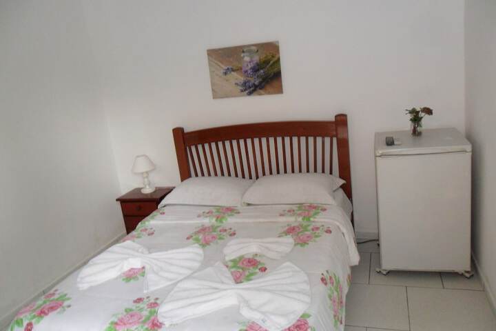Room 4 of 47