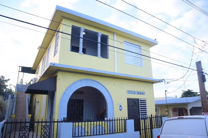 Image of 310 Del Valle Central Freshly Remodeled 3 Bedroom Home Sleeps 8