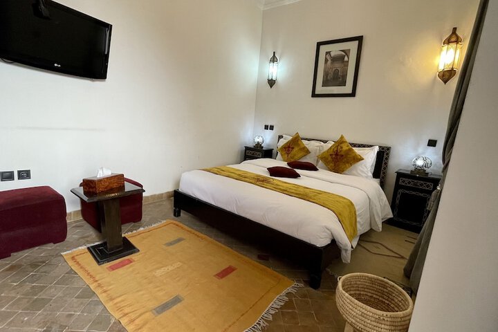 Room 54 of 435