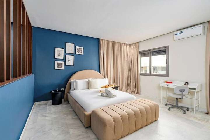 Room 40 of 81