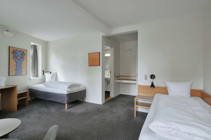 Room 29 of 57