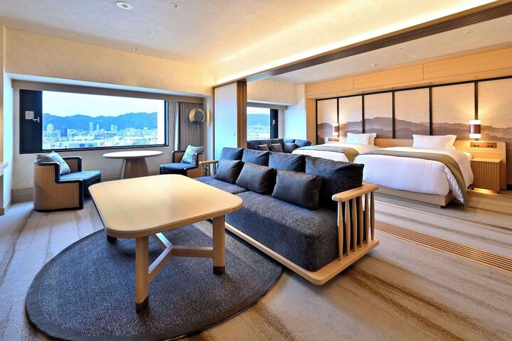 Room 42 of 189