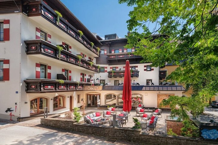 Hotel Exterior 59 of 97