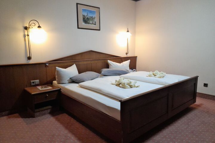 Room 30 of 67