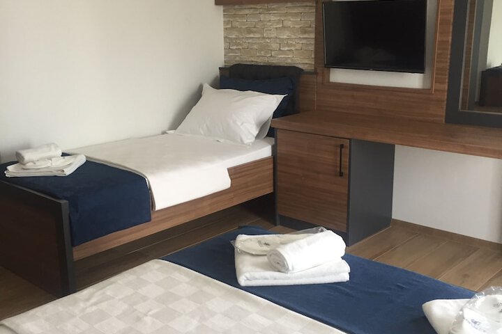 Room 5 of 45