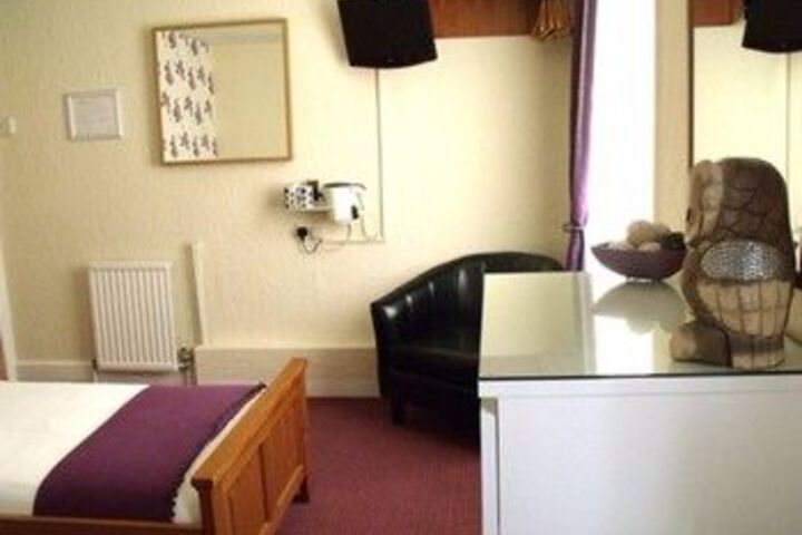 Room 54 of 63