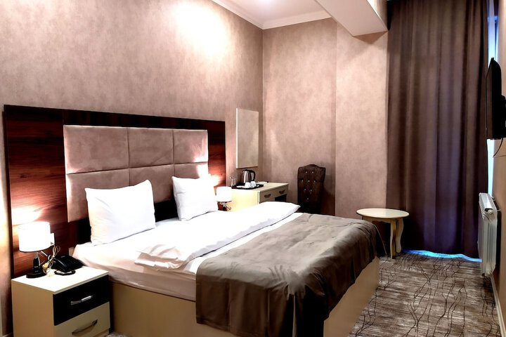 Room 15 of 59