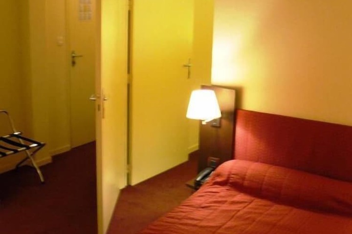 Room 15 of 47