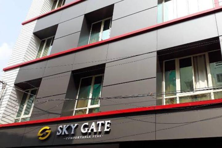 SKY GATE