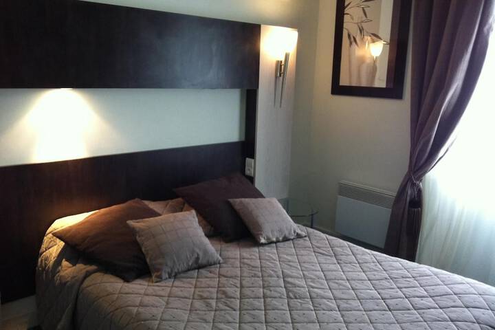 Room 14 of 63