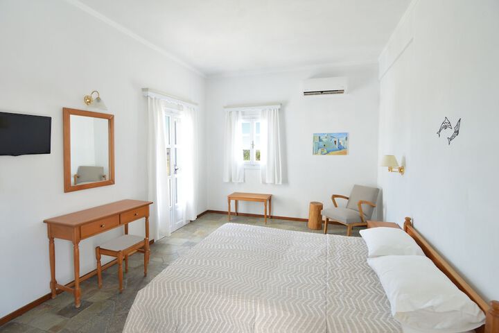 Room 8 of 39
