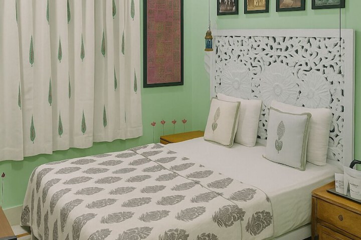 Room 61 of 85